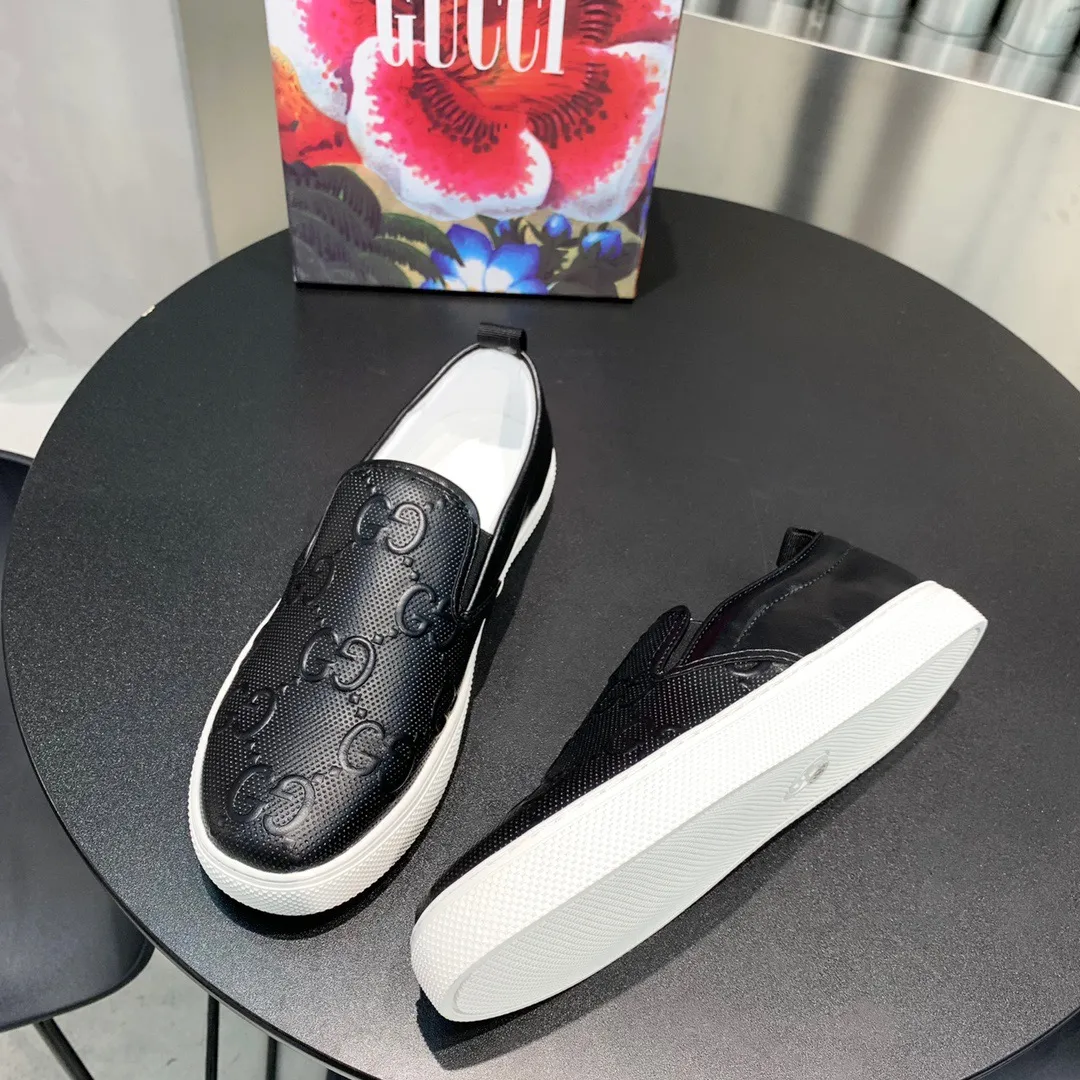 P380 👟 (1:1 replica of the official website of running volume models) 🇮🇹🇮🇹 "GUCCI" 🔍🔍Men's 2025 counters are on sale simultaneously, fashionable and casual, comfortable and breathable, imported waterproof fabrics, the first choice for trendy men, imported sheepskin lining, fashionable and trendy, trendy men Essential, soles: original soles provided by the original factory, exclusive movable molded soles, super comfortable, original factory goods, 🔍🔍high quality, you can enter and exit the counter at will, 38-44, (37 and 45 can be customized, non-refundable and non-exchangeable) available in stock, you deserve it No. 005